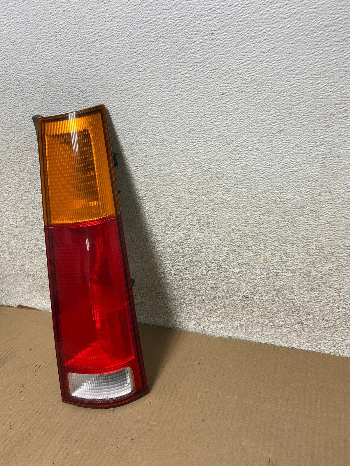 1997 1998 1999 2000 2001 Honda Crv Cr-v Right Passenger Tail Light AH3020 LK2