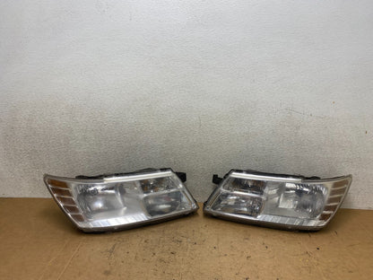 2009 to 2017 Dodge Journey Headlights Left+Right Set Halogen T5222 DW0