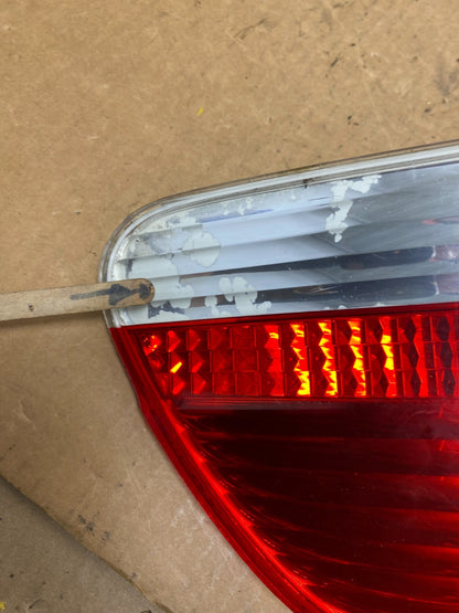 2002 to 2005 BMW 7-Series 745i 760i Right Passenger RH Side Tail Light Oem N64495