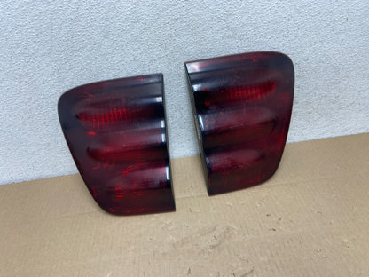 2001- 2004 Toyota Sequoia Left+Right Side Tail lights Inner AG5856 DW0