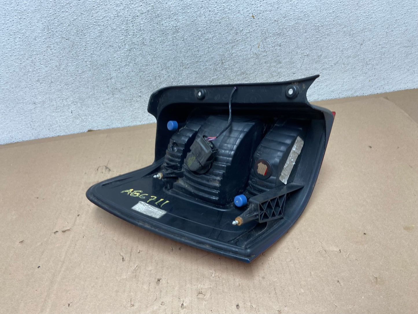 2008 to 2012 Ford Escape Right Passenger RH Side Tail Light AG6711 LK5