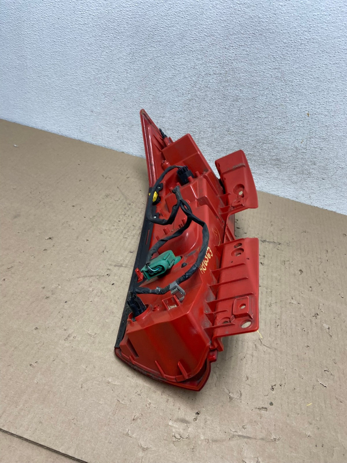 2010 to 2016 Cadillac Srx Right Passenger RH Side Tail Light AG6563 LK5