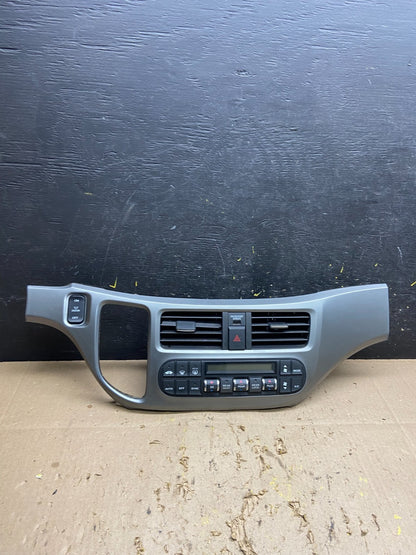 2005 to 2010 Honda Odyssey Radio Climate Control Dash Trim Bezel U5680 DG0