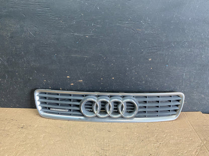 2000 to 2002 Audi A4 Upper Front Grill Grille OEM P6104 DG0