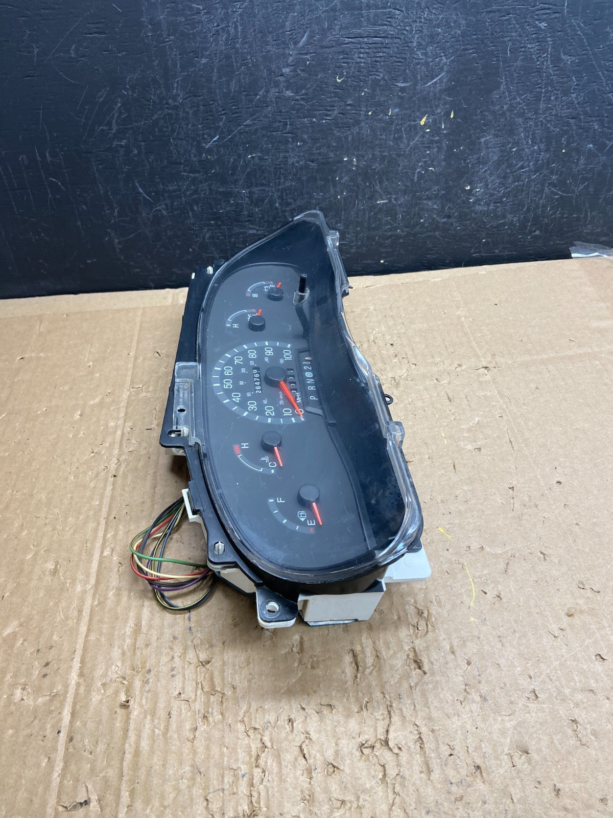 1999-2001 Ford Econoline E250 E350 Van Speedometer Instrument Cluster AD6909 DG1