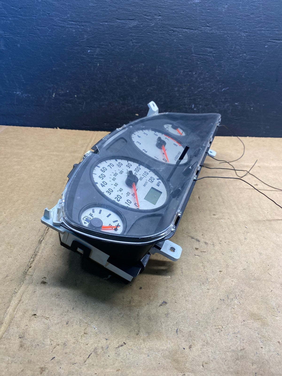 2001 to 2003 Nissan Pathfinder Speedometer Cluster Gauge AD48371