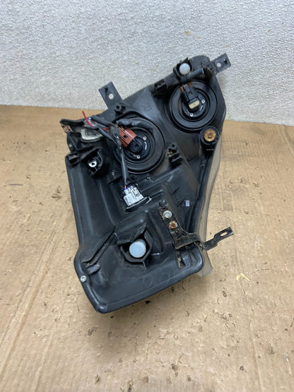 2004 to 2009 Nissan Quest Right Passenger RH Black Headlight AA7098 DW6