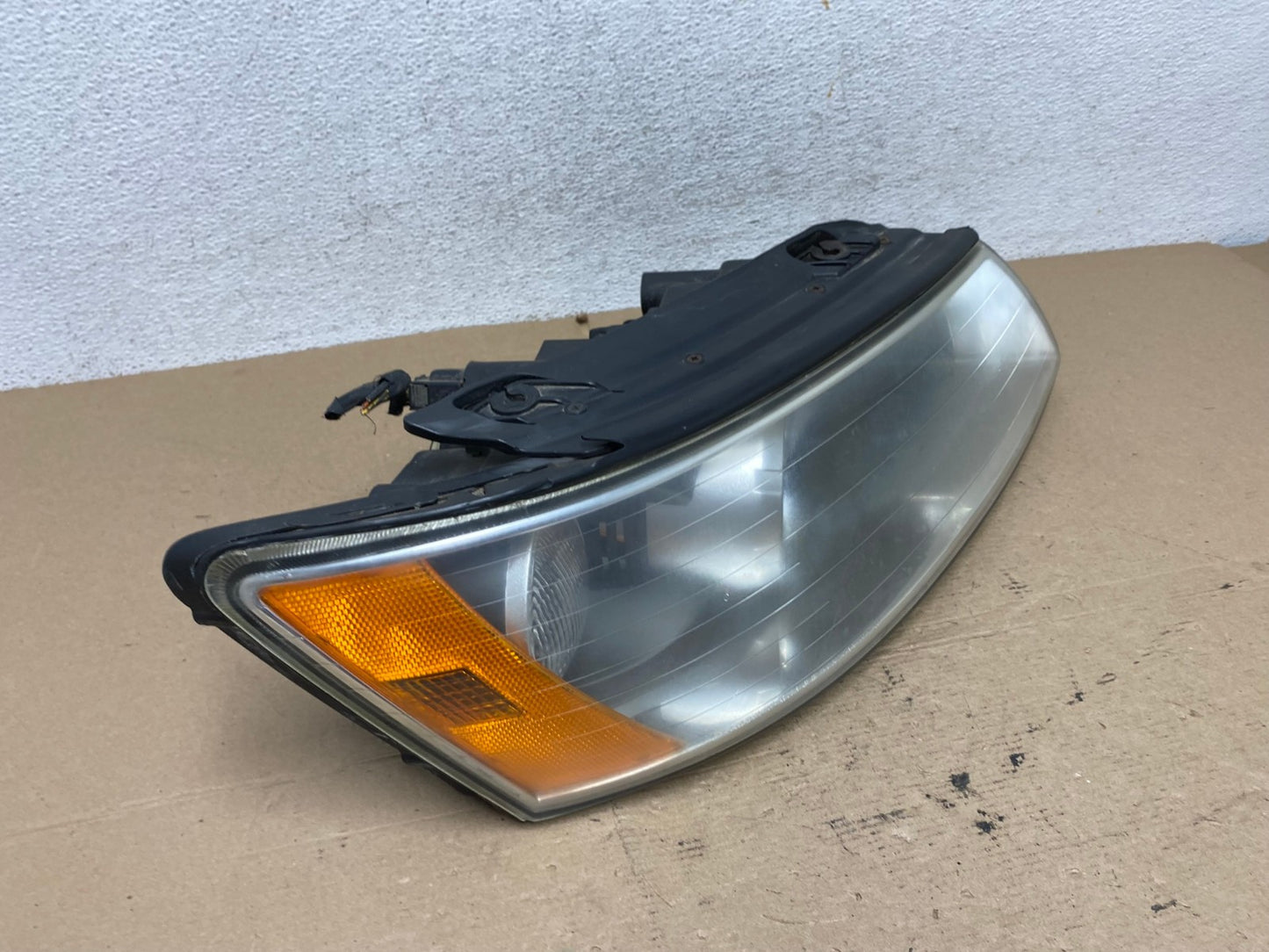 2006-2008 Hyundai Sonata Right Passenger Rh Side Headlight Halogen AF4582 LK2