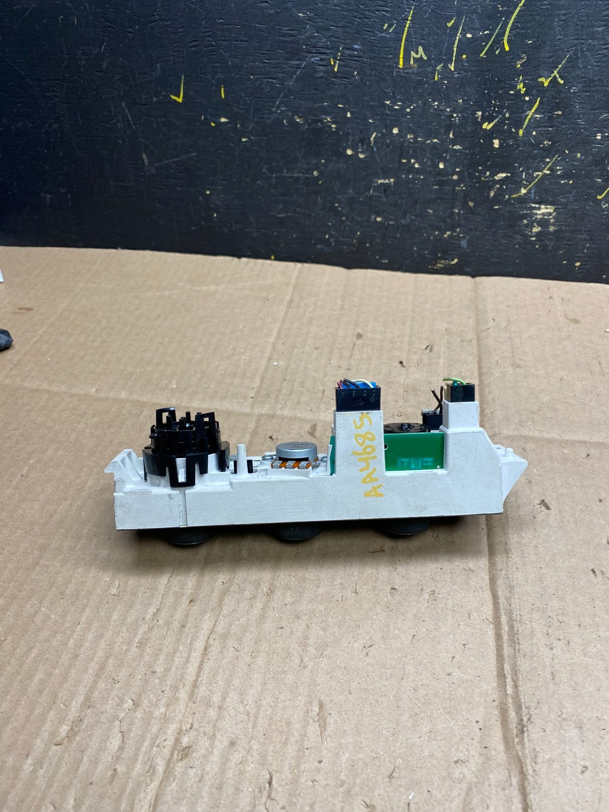 2008-2010 Chevrolet Express 1500 2500 3500 Climate Control Panel AA4685 DG4