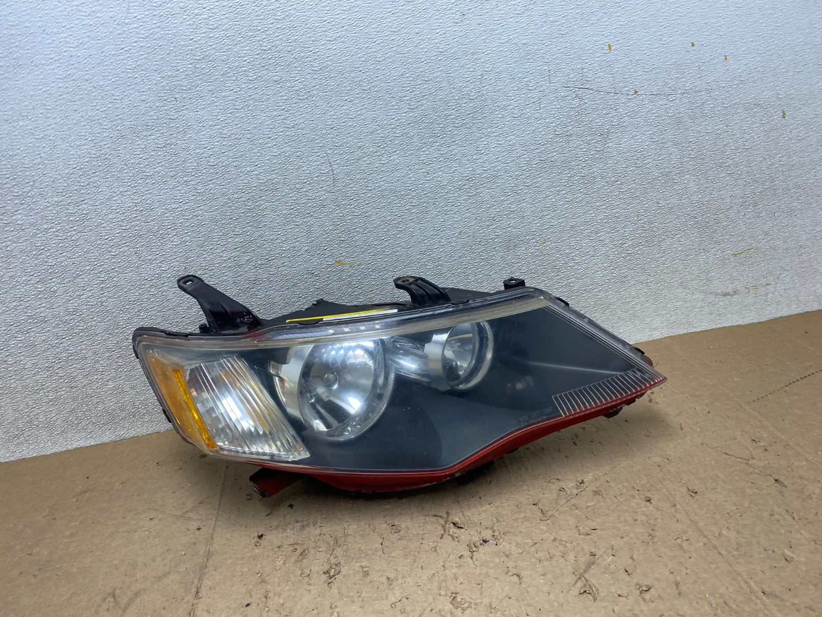 Xenon HID 2007-2009 Mitsubishi Outlander Right Passenger Headlight Oem X2612 DW0