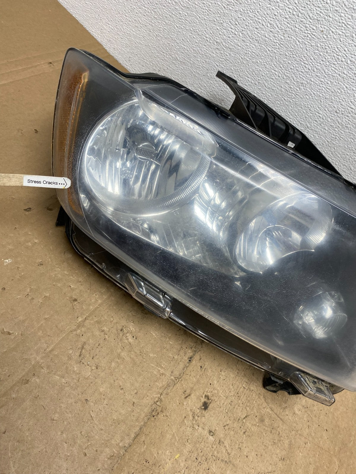 2011-2013 Jeep Grand Cherokee Right Passenger Halogen Headlight AC7247 DW4