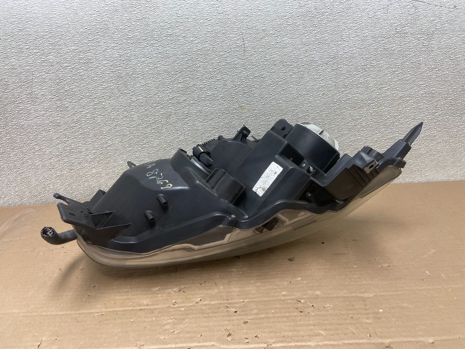 2009-2014 Nissan Maxima Headlight Left Driver Side Xenon HID OEM AA8769 DW4