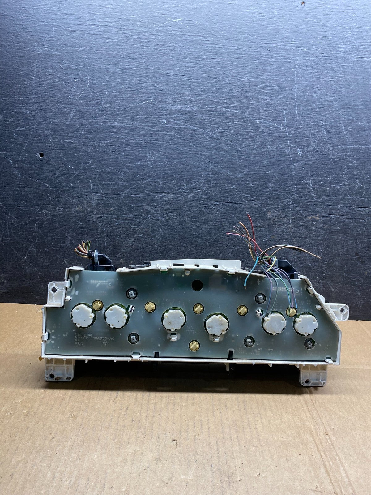 2004 to 2008 Ford E150 E250 Speedometer Cluster Gauge AI9723 DG3