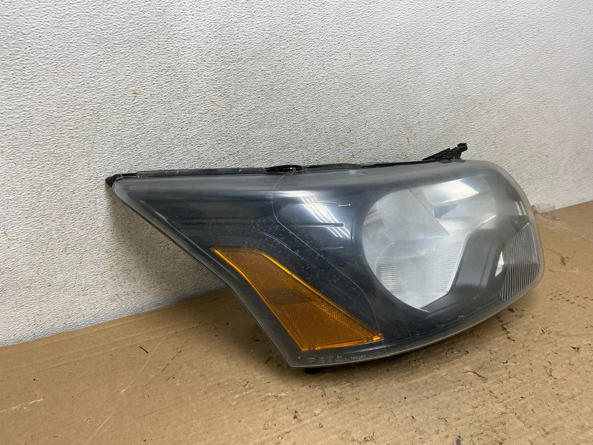 2015-2019 Ford Transit VAN Right Passenger Halogen Black Headlight AH9270 DW1