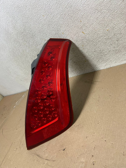 2006 to 2007 Nissan Murano Right Passenger Rh Side Tail Light AH6774 LK2
