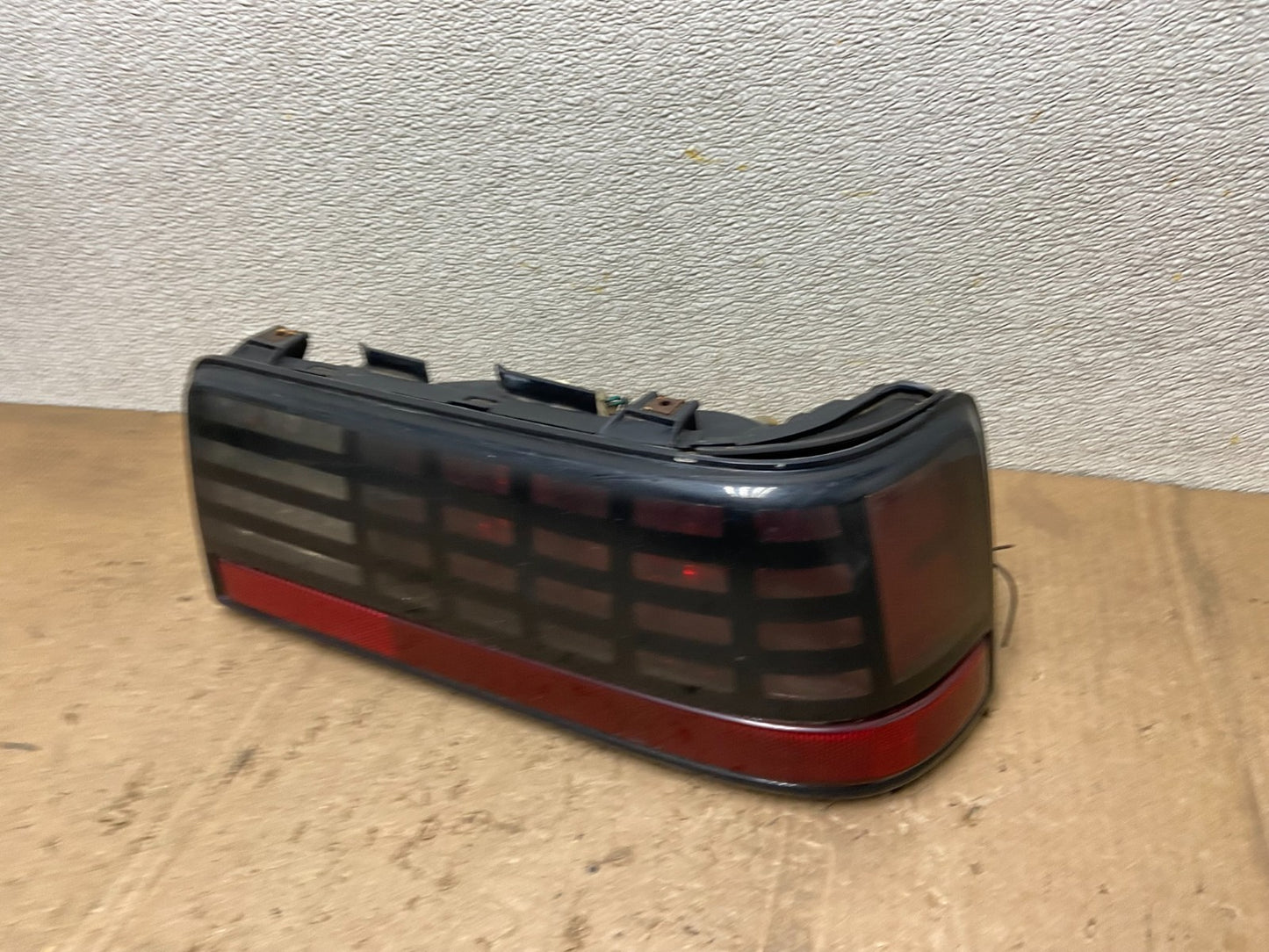 1989-1991 Pontiac Grand AM Right Passenger RH Side Tail Light OEM AA7161 DG1