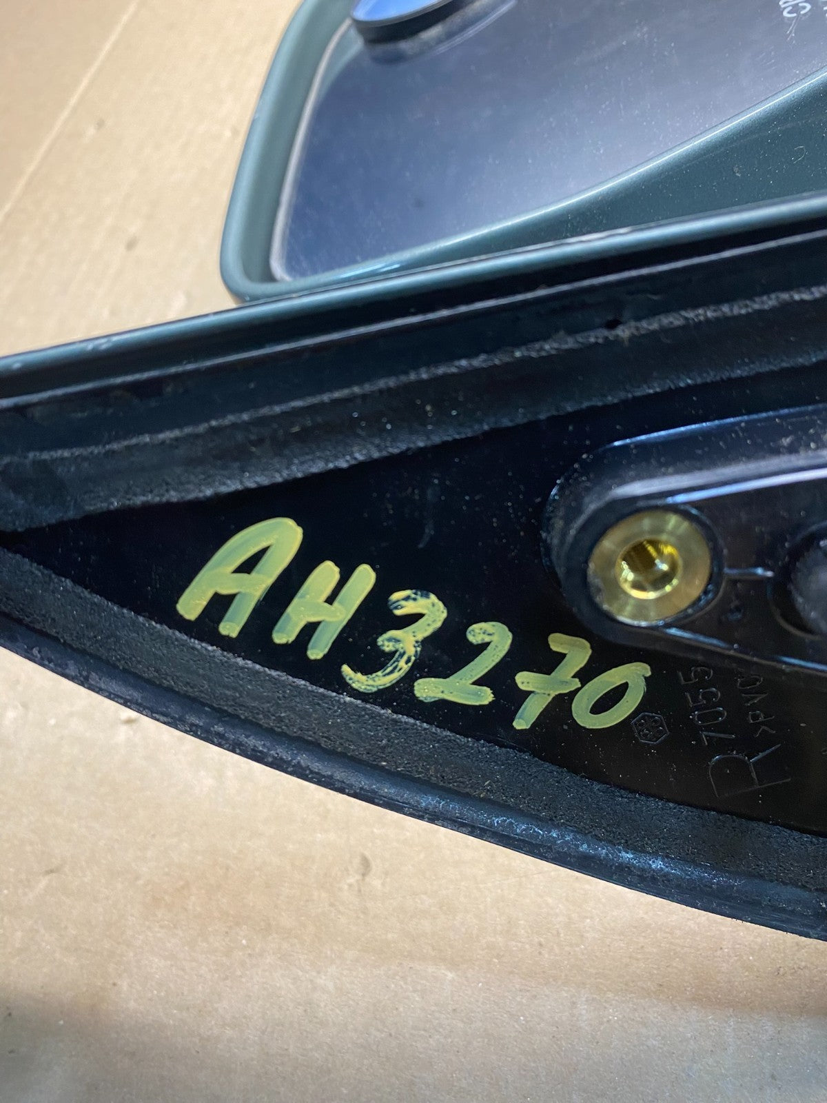 2001-2007 Toyota Highlander Right Passenger RH View Door Mirror AH3270 DG11