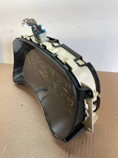 2000-2002 Silverado/Sierra/Yukon/Tahoe Speedometer Instrument Cluster AG2523 DG2