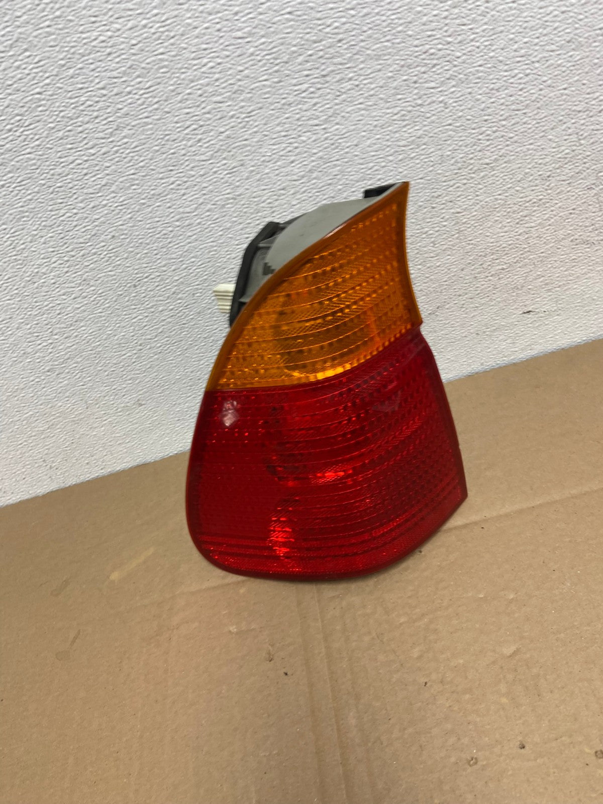 2000 2001 2002 2003 BMW E53 X5 Left Driver LH Tail Light Oem AC3759 LK2