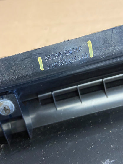 2007 to 2012 Nissan Versa Center Vent Dash Radio Trim Bezel AI3196 DG8