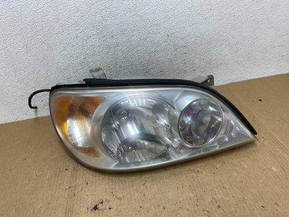 2002 to 2005 Kia Sedona Right Passenger RH Side Headlight AF9827 DW0