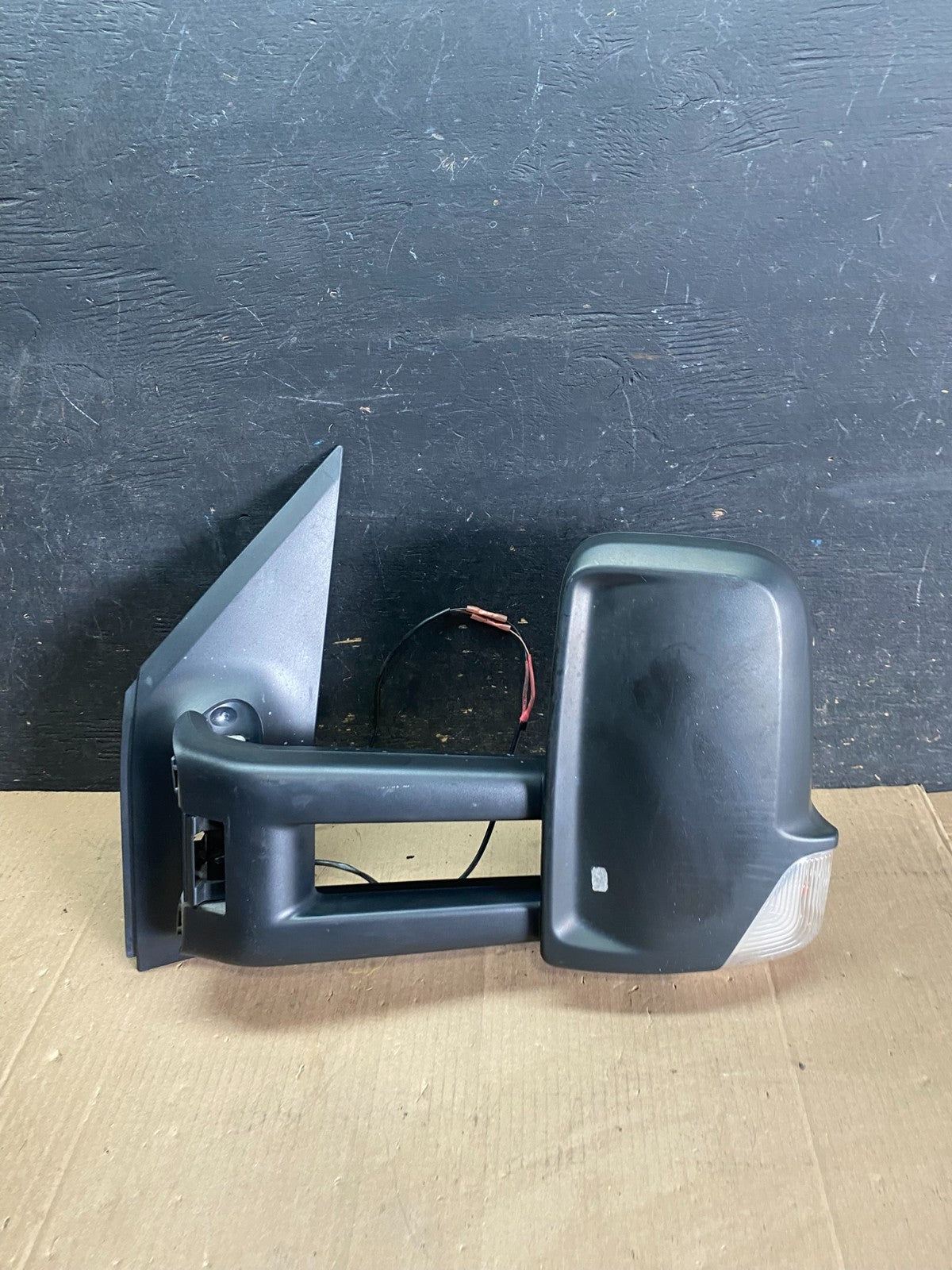 2007 to 2018 Mercedes-Benz Sprinter Left Driver Side View Door Mirror Q5398 DG0