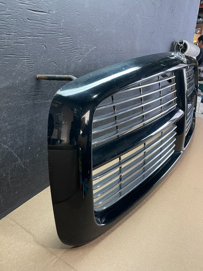 2002 2003 2004 2005 Dodge Ram 1500  Upper Front Grill Grille AF5187 DG2