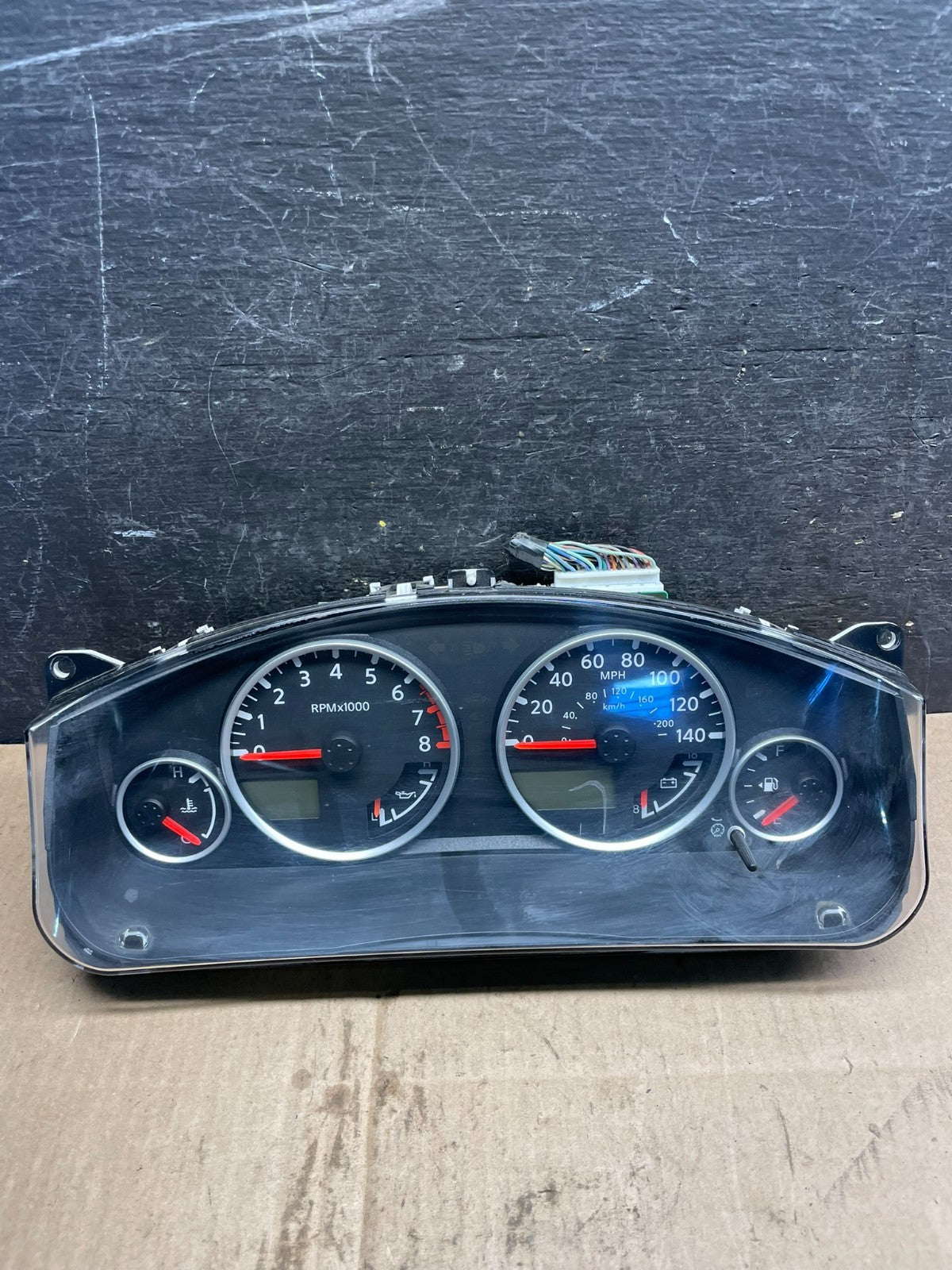 2005 to 2012 Nissan Pathfinder Xterra Frontier Speedometer Cluster Gauge T72640