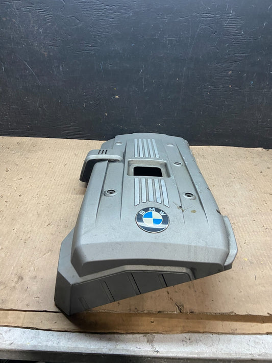 2007 to 2011 BMW 530i Plastic Engine Cover Shield j1205 DG0