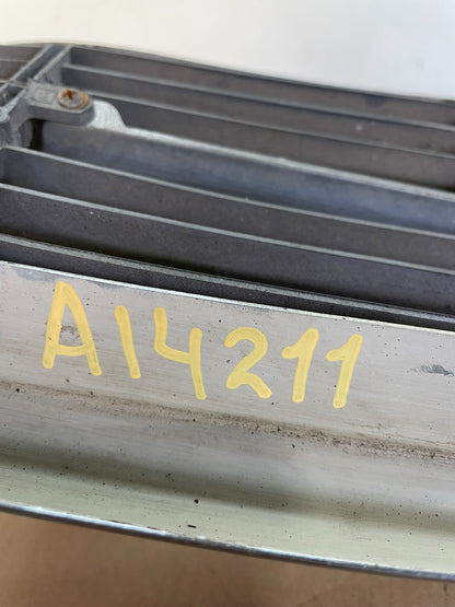 1972 to 1989 Mercedes r107 380sl 450sl 560sl Front Radiator Grille Grill AI42114