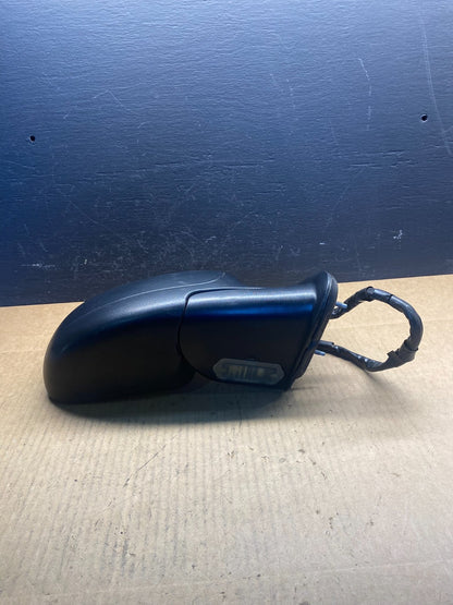 2003 - 2006 Chevrolet Silverado Suburban Right Turn Signal Door Mirror AC4197 DW3