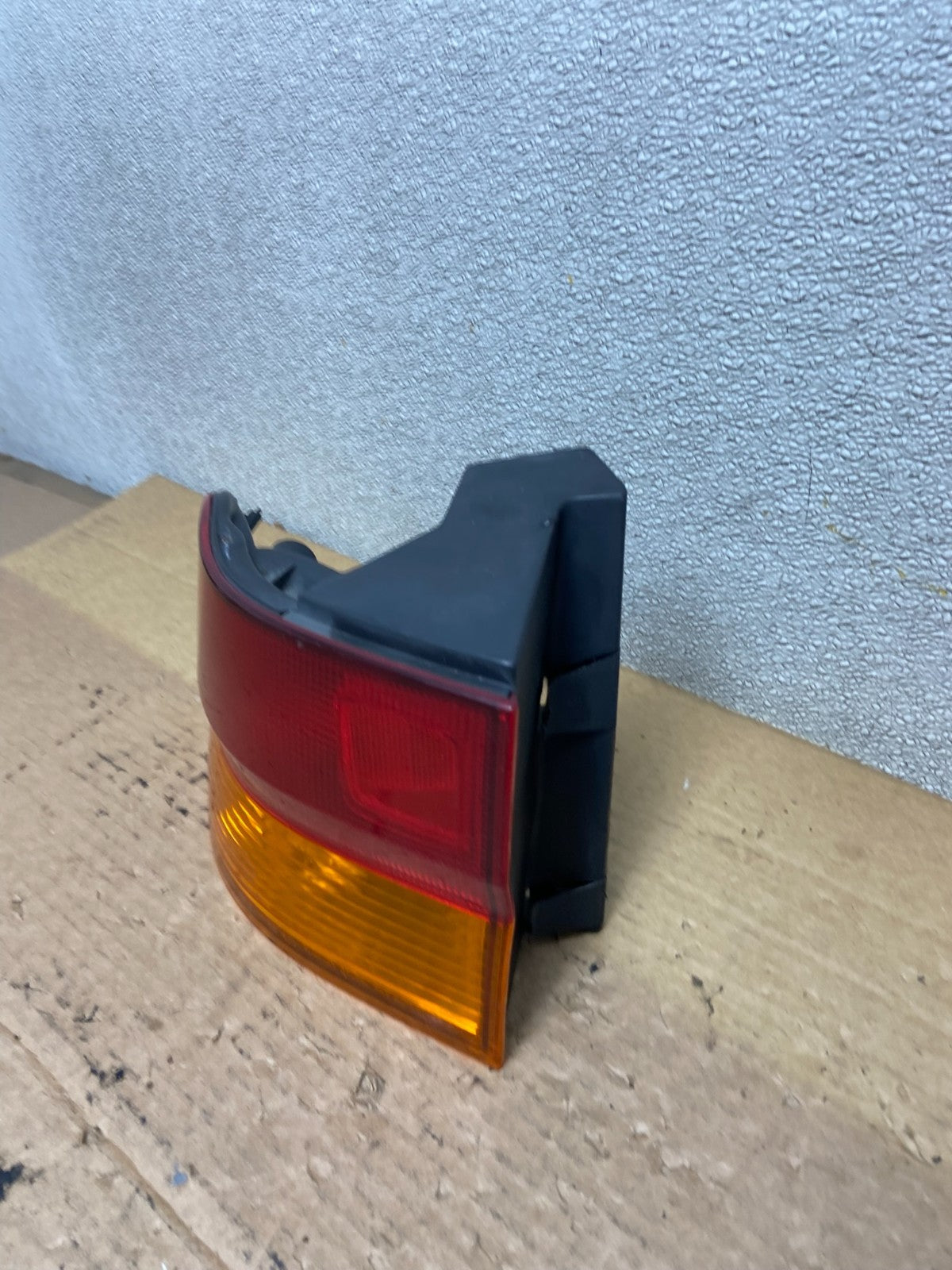 2002 2003 2004 Honda Odyssey Left Driver LH Side Tail Light AB5360 LK1
