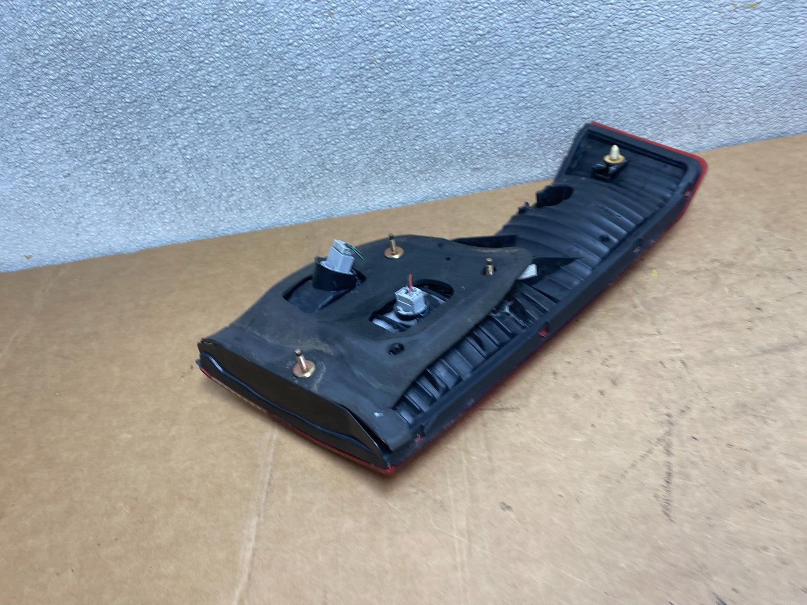 1998 to 2000 Honda Accord Right Passenger Side Inner Tail Light OEM X4790 DW4