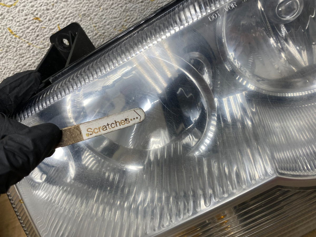 2005 2006 2007 Chrysler 300 Left+Right Halogen Headlights AH9283 DW3