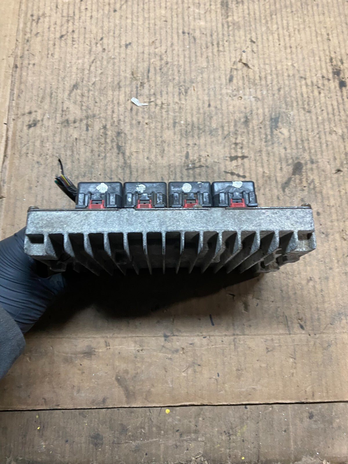 2004 Dodge Durango 5.7L  Engine Computer Module ECU PCM p56029029ae G2980 DG12