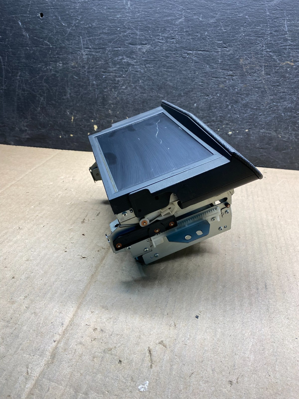 2008 to 2012 Cadillac SRX CTS Audio Radio Screen Display Player AJ0123 DW6