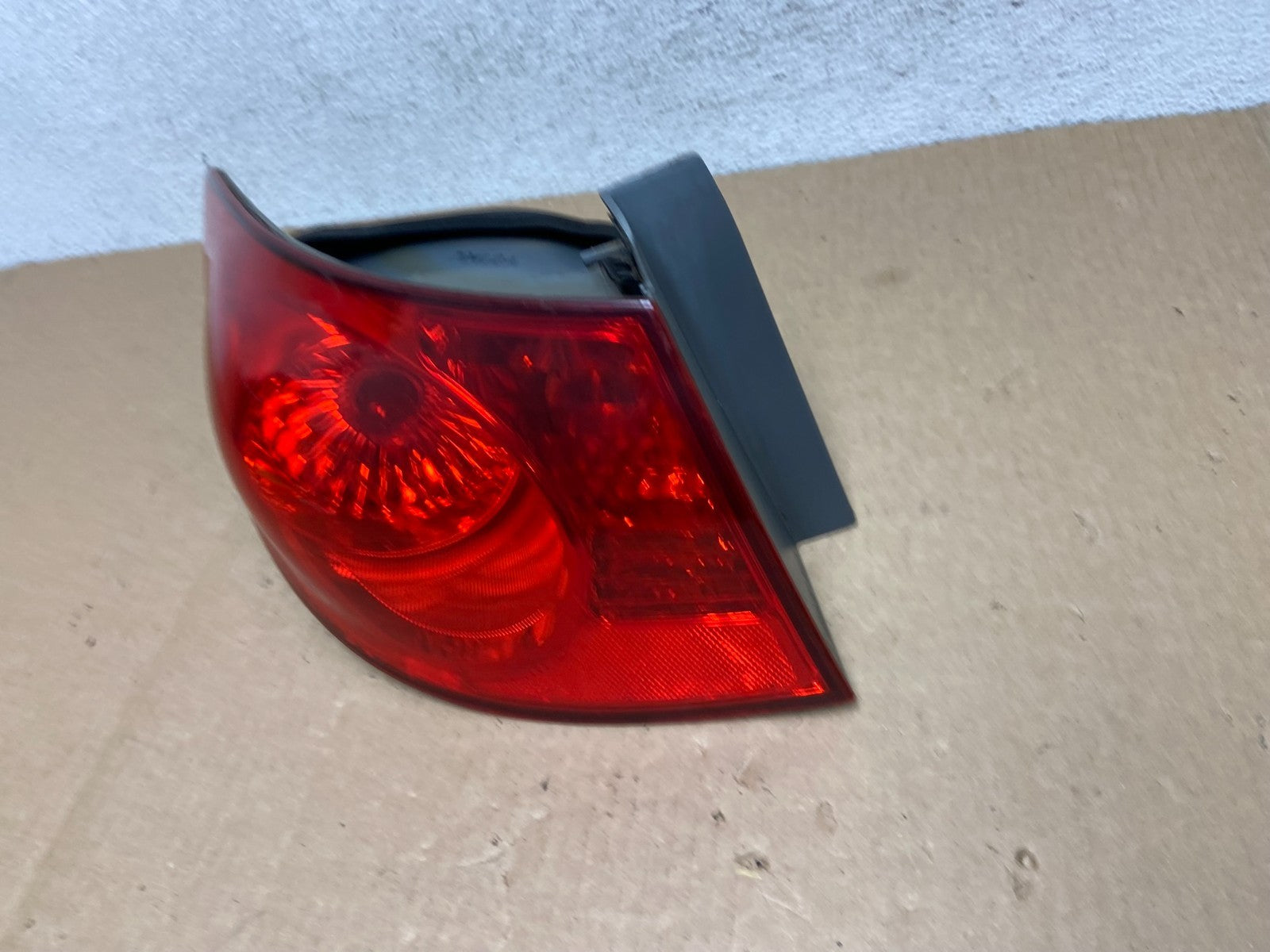 2007 to 2010 Hyundai Elantra Sedan Left Driver Side Tail Light AF9537 DW1
