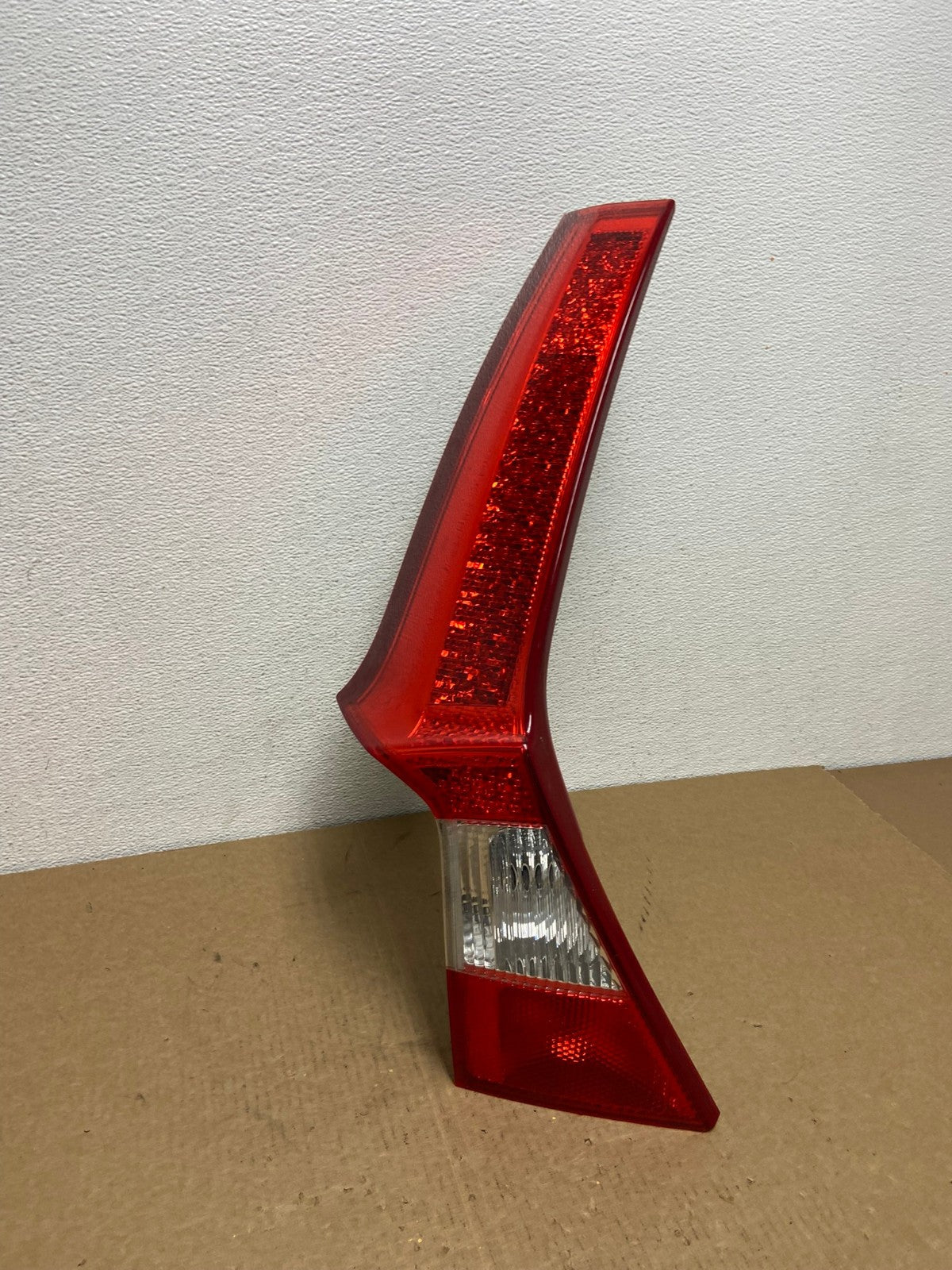 2008 to 2013 Volvo XC70 V70 Left Driver Tail Light Upper AC1181 LK0