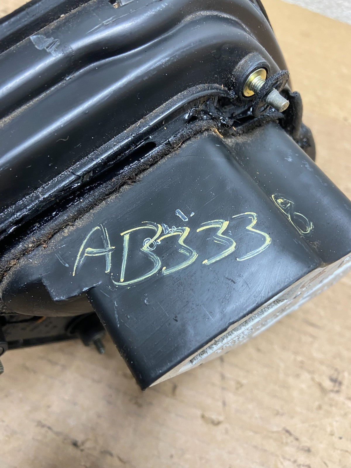 1995 1996 Nissan Maxima Right Passenger RH Side Inner Tail Light Oem AB3338 LK5