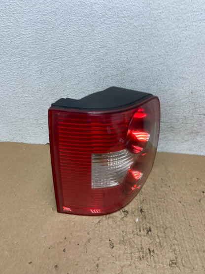 2000 to 2005 Volkswagen Passat B5 Wagon Left Driver Side Tail Light AF83572