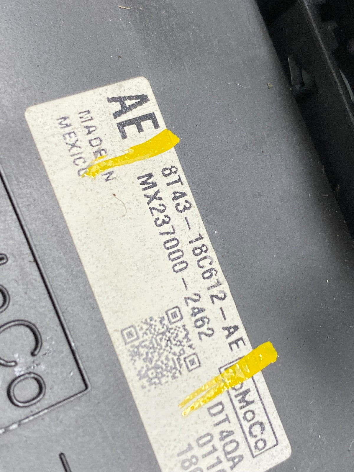 2007 - 2010 Ford Edge Heater Climate Control Radio Control Dash Bezel U5550 DG7