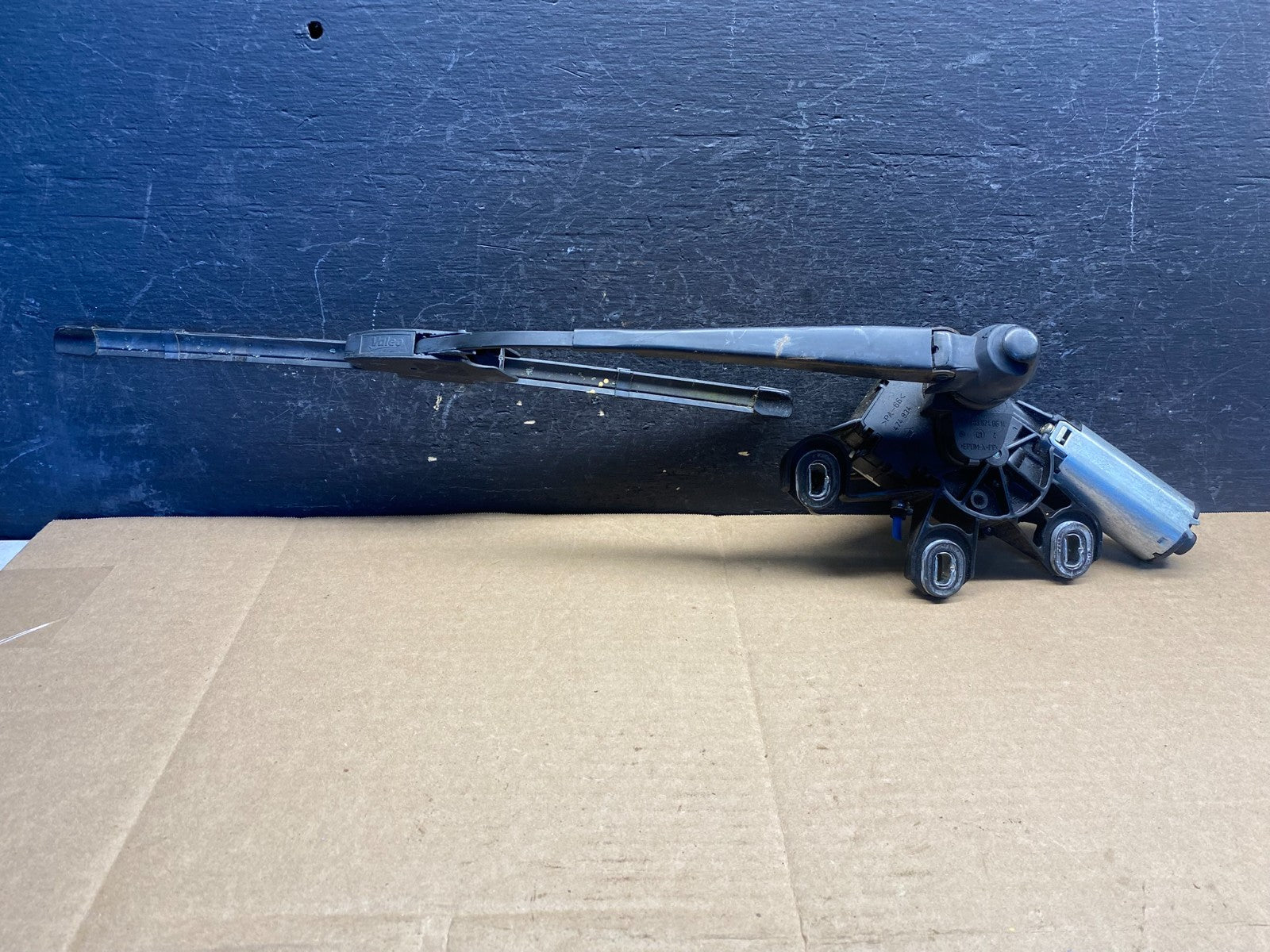 2002 - 2005 Mercedes W203 C320 C240Rear Glass Windshield Wiper Motor AE8239 DG0