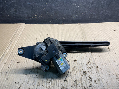 2013 to 2020 Buick Encore Windshield Rear Wiper Motor X4634 DG5