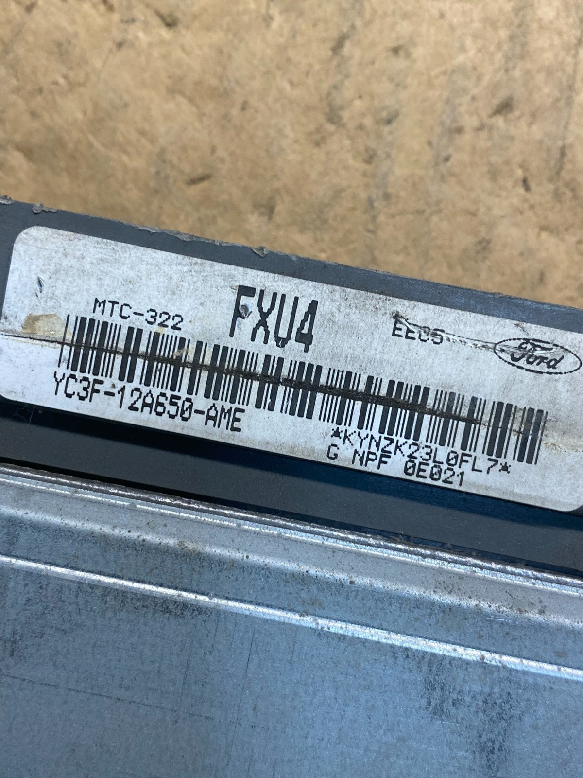 2000 Ford Excursion 6.8L ECU Engine Control Module AH5105 DG2