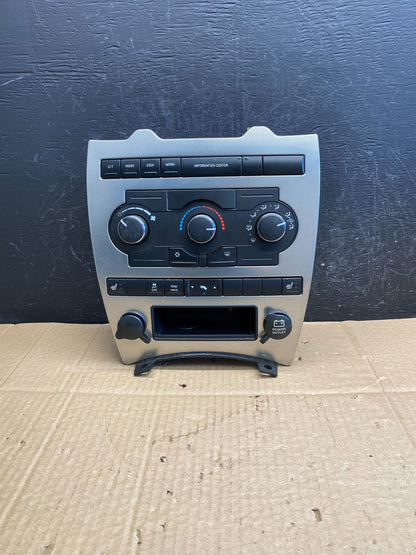 2005 to 2007 Jeep Commander Grand Cherokee A/C Climate Control Bezel ac9449 DG0