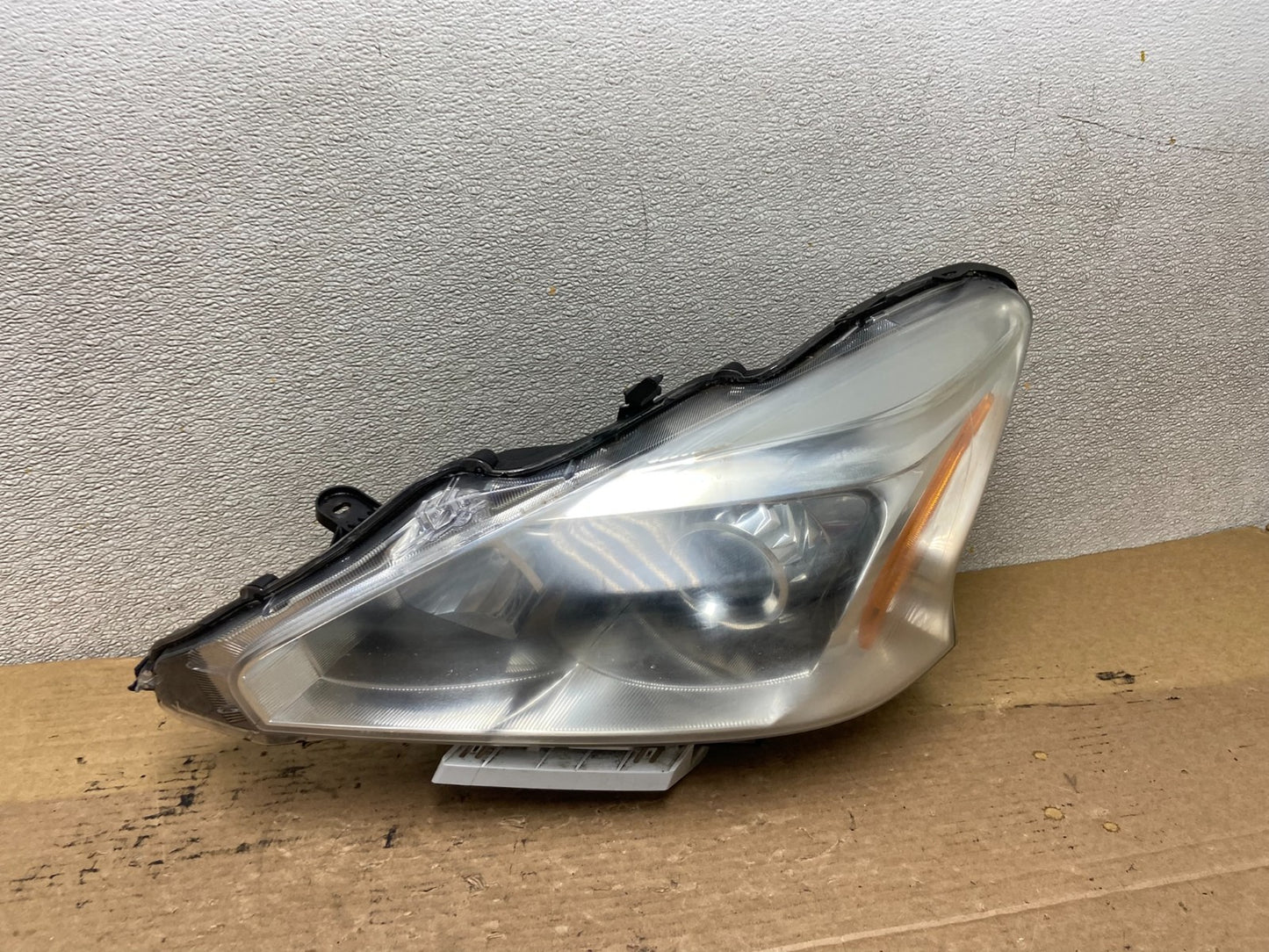 2013 2014 2015 Nissan Altima Left Driver LH Side Halogen Headlight AB3327 DW0
