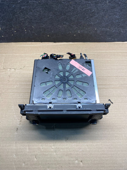 2013 2014 GMC Acadia Radio Display Screen AM/FM AUX AH9923 DW4