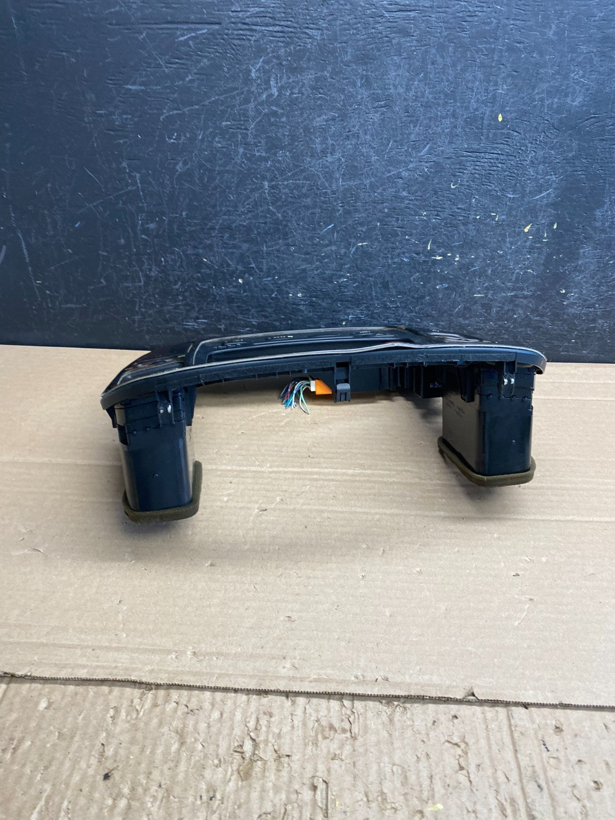 2001 2002 Lexus LX470 Front Center Radio Bezel Trim AG0058 DG2