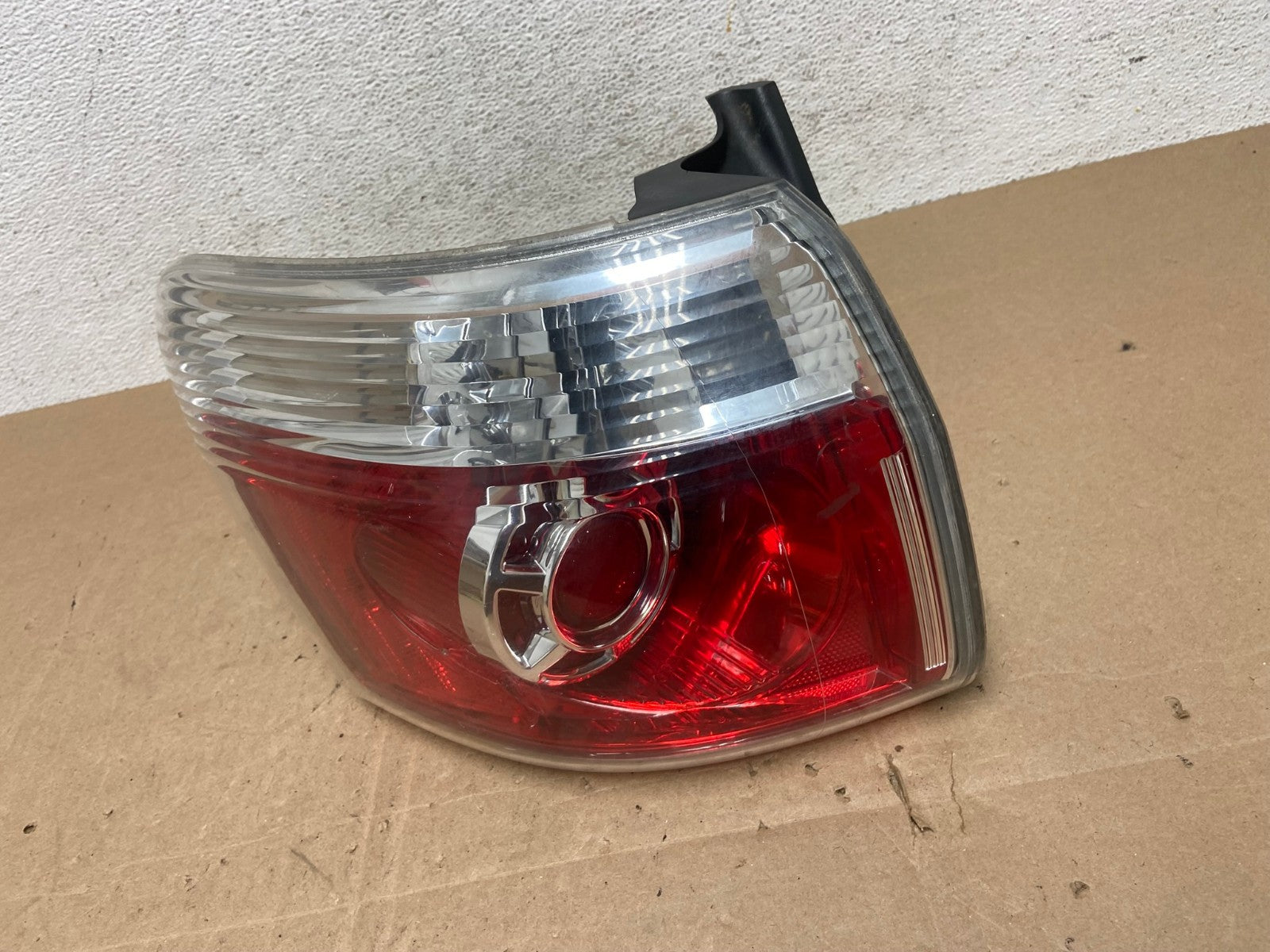 2007 to 2012 GMC Acadia Tail Light Left Side Driver Lh AE5073 LK0