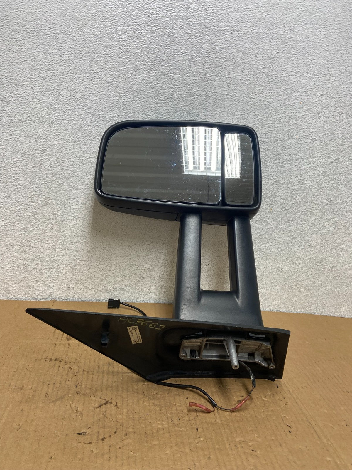 2007 - 2017 Mercedes-Benz Sprinter Right Passenger View Door Mirror OE ac7662 DG5